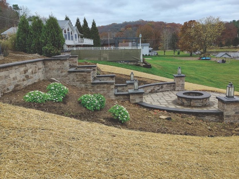 Paver driveway and entrance design in Akron Ohio