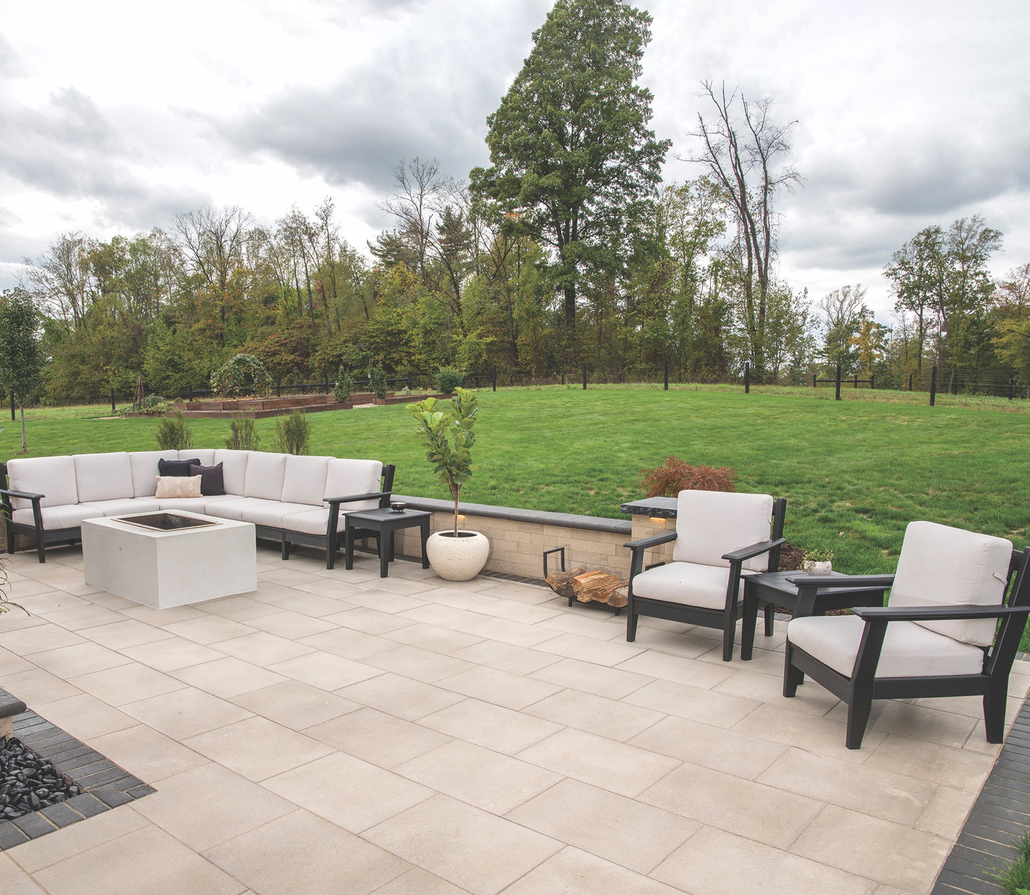 custom paver patio with concrete base in Northeast Ohio